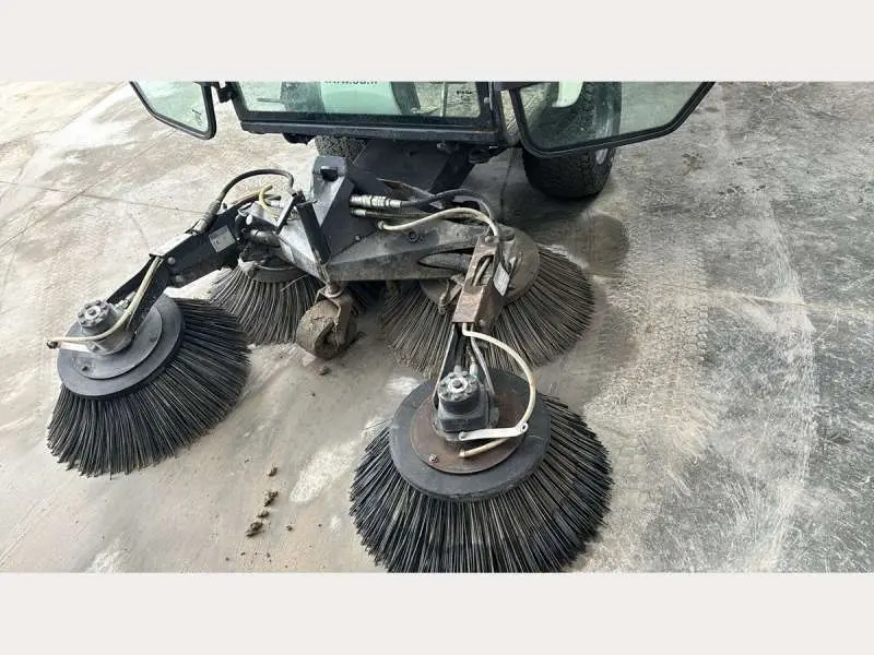 Sweeper EGHOLM MASKINER 22A used Navigation image