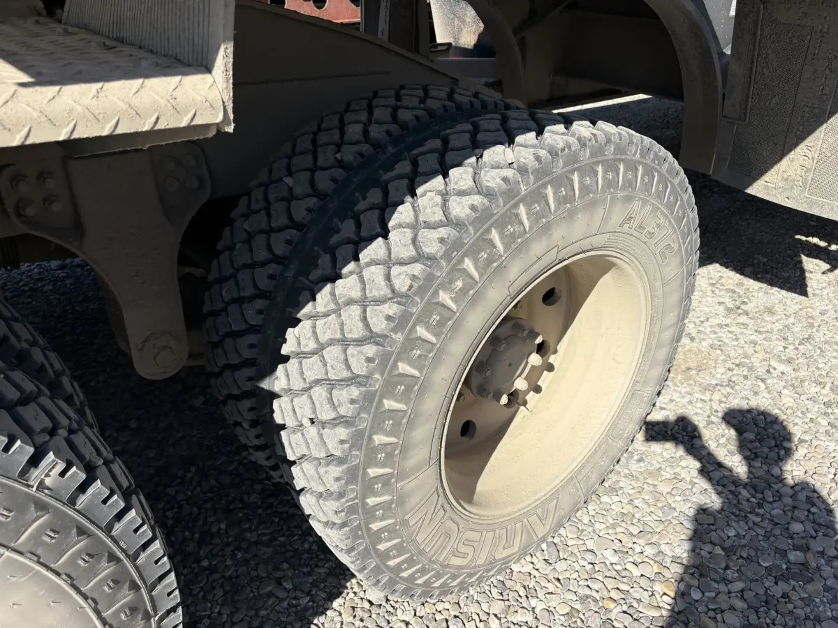 2014 Kenworth T800 Tri-axle Winch Truck #7139 AS image