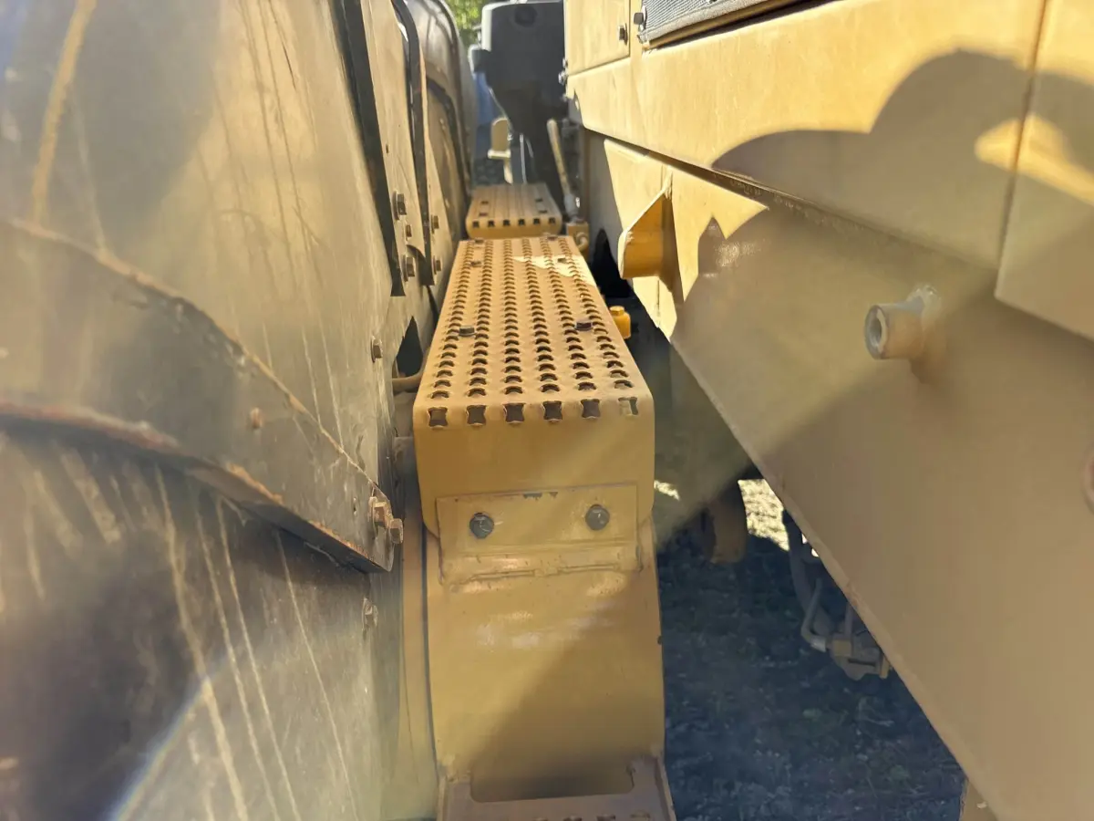 2014 Caterpillar 140M Motor Grader with Snow Wing #12203 JA image