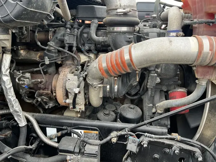 2018 Peterbilt 579 Day Cab Truck • Tandem Axle • Automated Transmission #11659 BP image