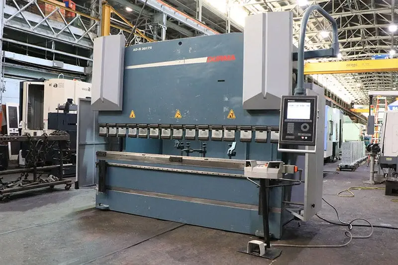 DURMA AD-R 30175 10′ x 192.5 TON CNC HYDRAULIC PRESS BRAKE image