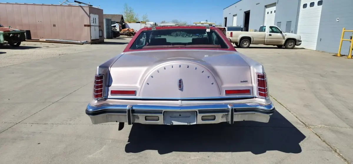 1979 Lincoln Continental 2 Door car image