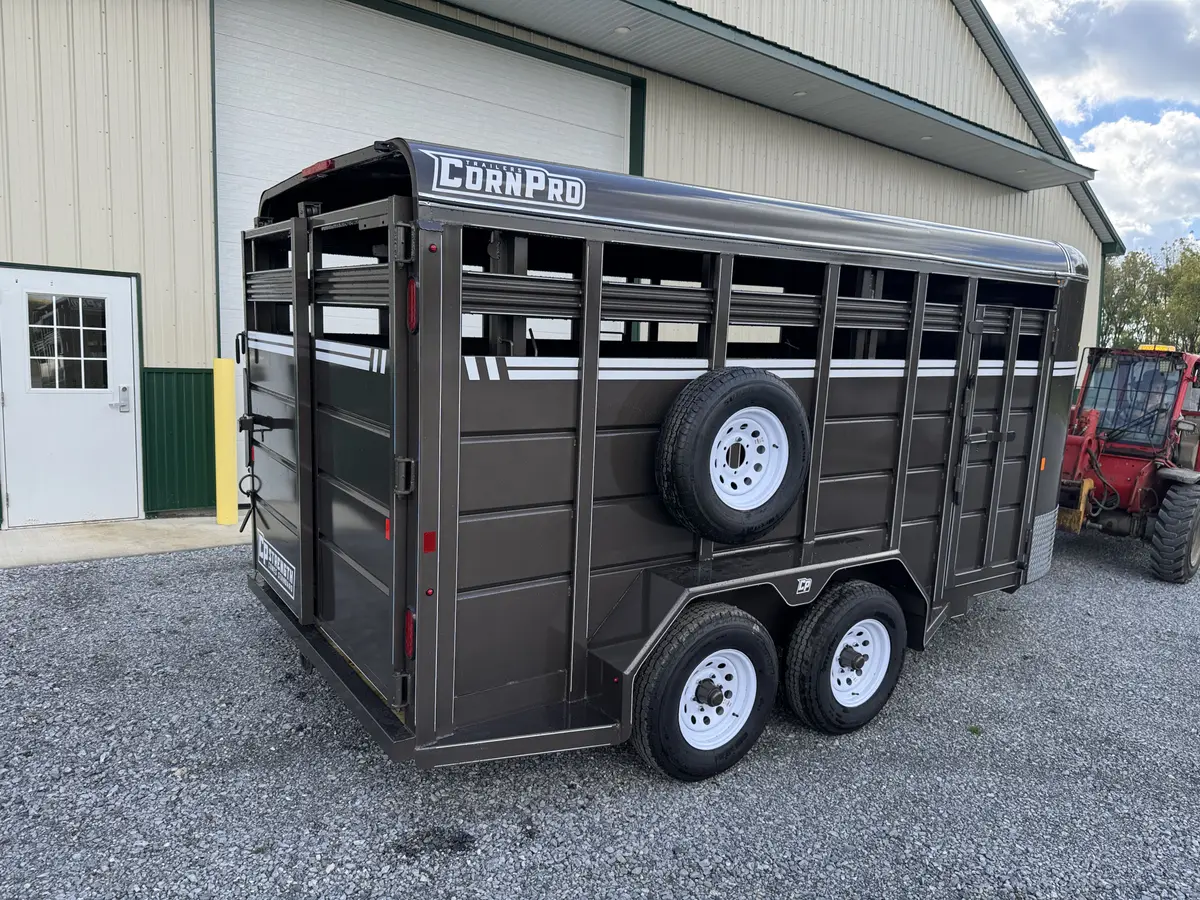 Corn Pro 16' stock trailer beige SB-16 6S 7k image