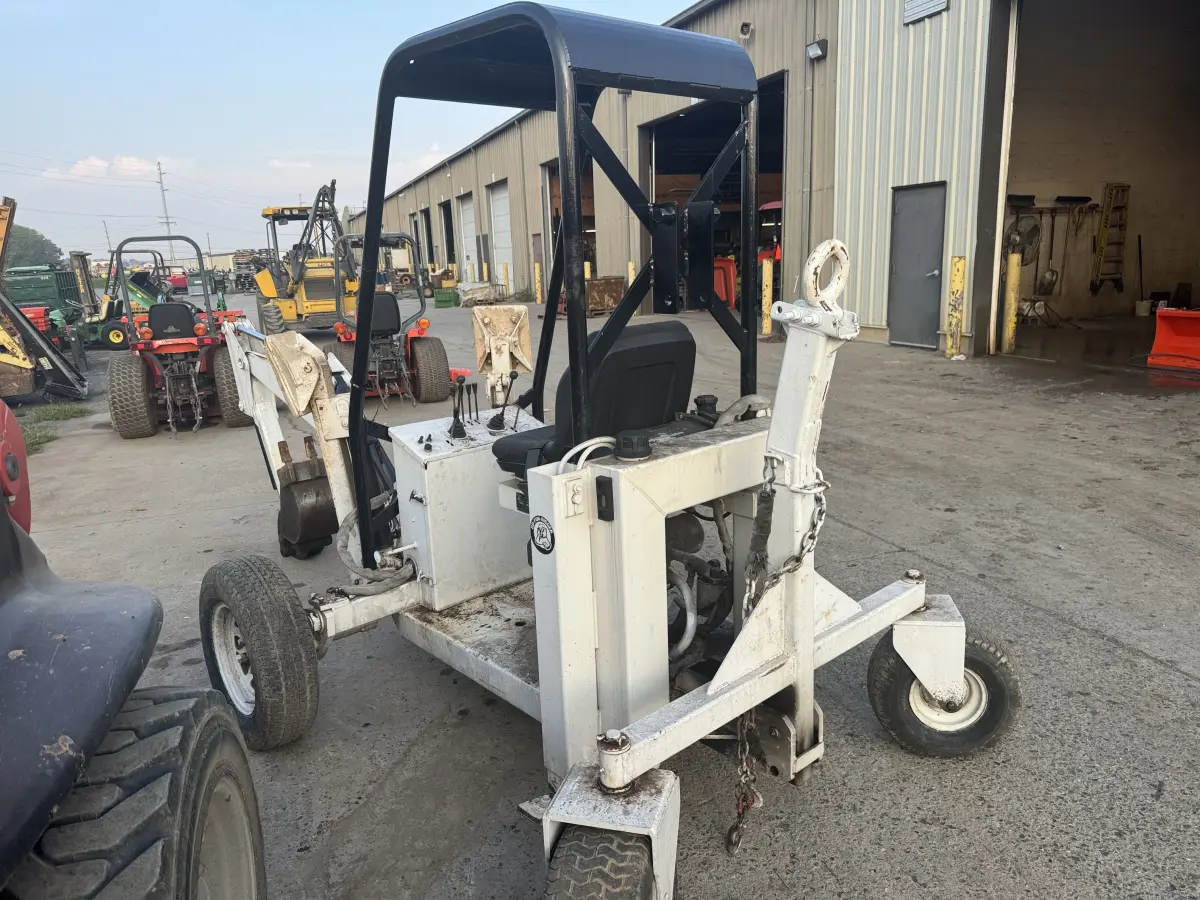 Go-For Digger towable backhoe image