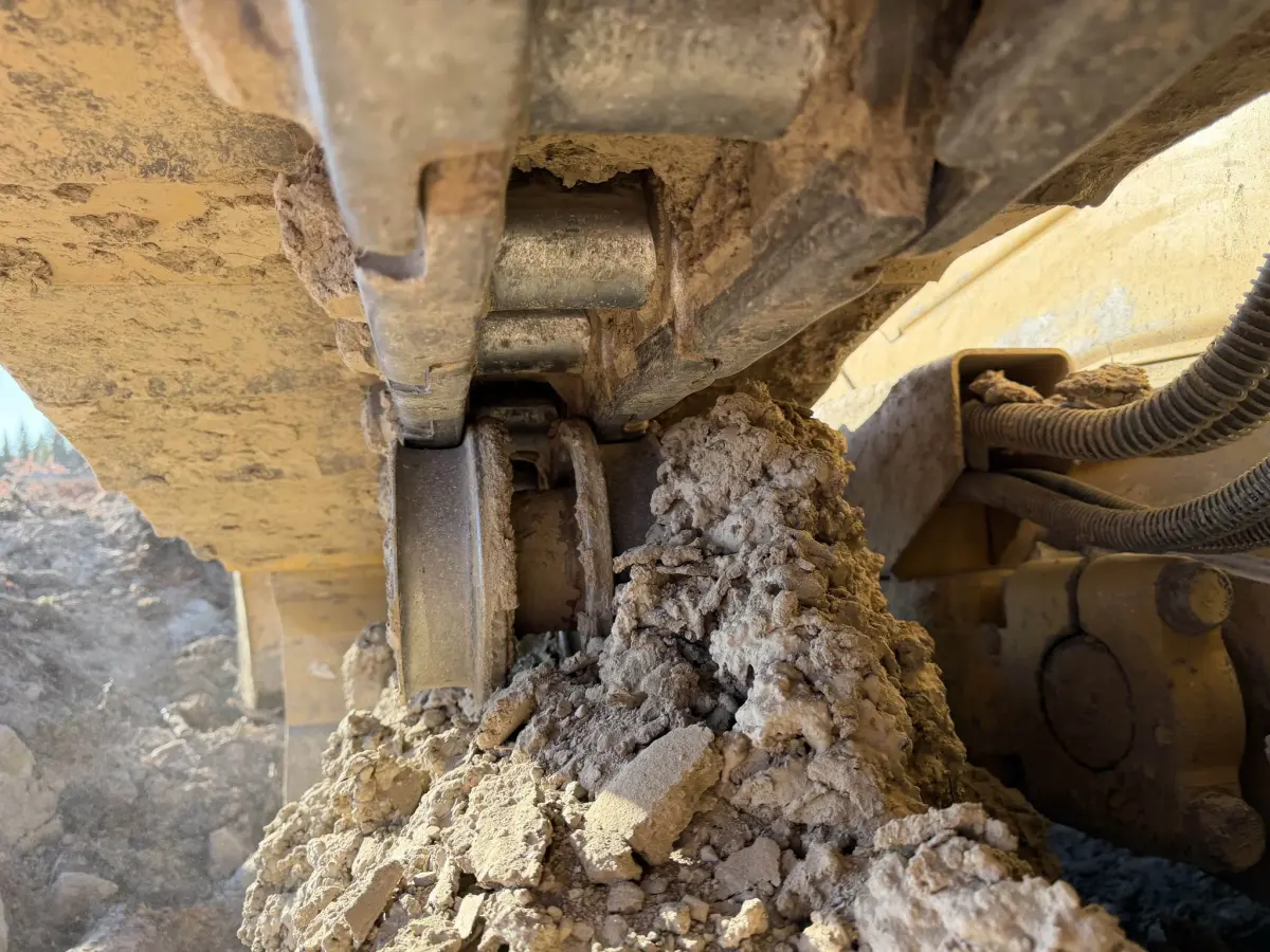 2017 CAT D6T LGP Dozer With Guarding Package and Ripper #12213 CT image