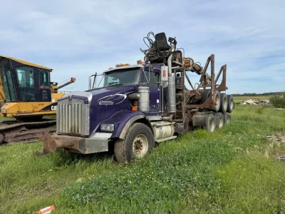 2005 Kenworth T800B Triaxle Log Picker Truck #12183 JA image 2