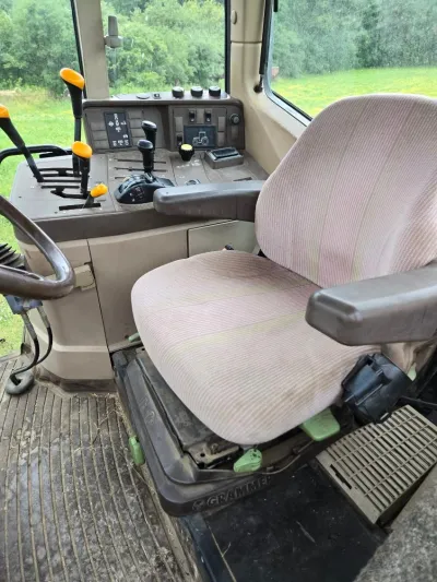 JOHN DEERE 6310 image 2