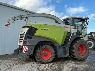 2018 CLAAS 960 image 1