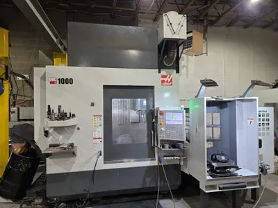 Haas UMC-1000 with Pallet Pool – 2021 (Sold) image