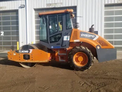 2017 XCMG CV83PD image 2