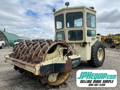 1981 Ingersoll-Rand SPF-56 Padfoot Compactor #9698 BP image 1