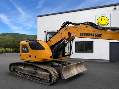 Excavator (Tracked) LIEBHERR R914 COMPACT LITRONIC used Navigation image 2