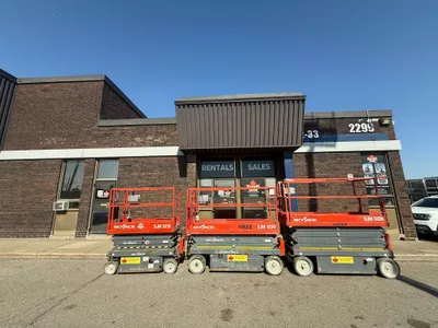 2016 Electric Skyjack Scissor Lift SJIII3219 | 550 LBS image 2