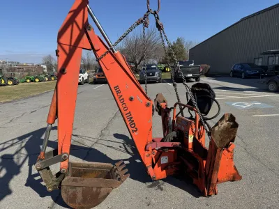 Bradco 11MD2 backhoe image 1