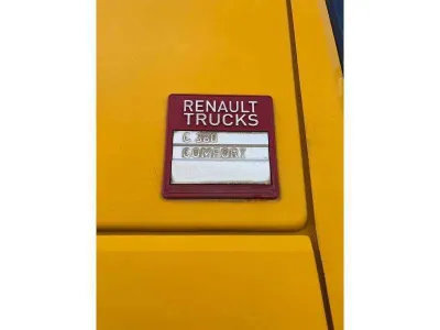 Sweeper RENAULT C380 COMFORT used Navigation image 1