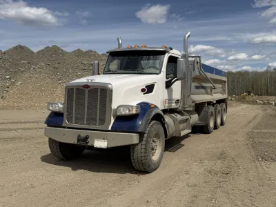 2018 Peterbilt 567 With Arnes 20' Box Tub Gravel Truck #11881 CT image 2