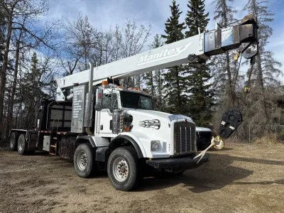 2007 Kenworth T800B paired with Manitex 3071 Picker Crane #9597 JA image 2
