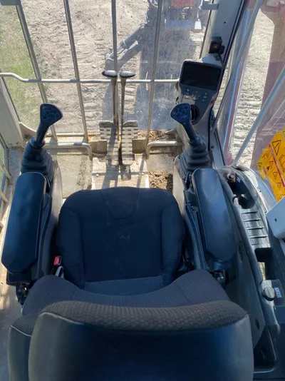 2016 Link Belt 3740 Log Loader  ** Sold to a happy new owner. Thank you everyone** image 1