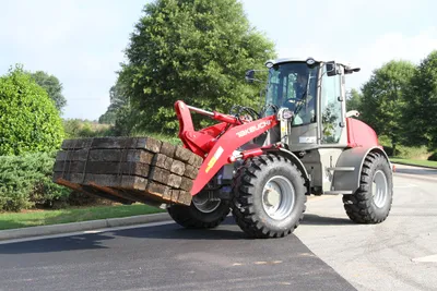 Takeuchi TW95 Wheel Loader image 2