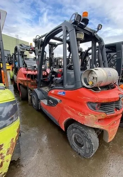 2023 Linde H30T image 2