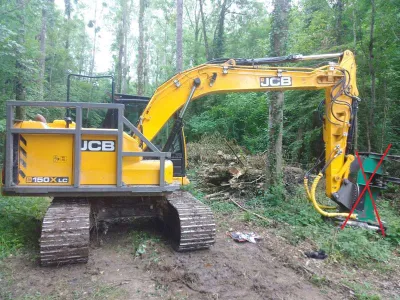 Excavator (Tracked) JCB 150XL SV used Navigation image 1