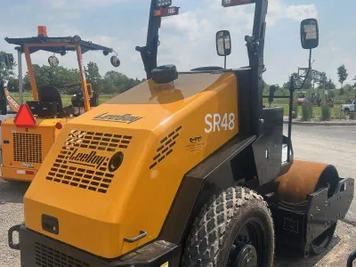 2025 LeeBoy SR48 image 2