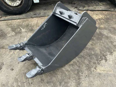 Digging Bucket MECALAC Serie 12 - 580mm image 1