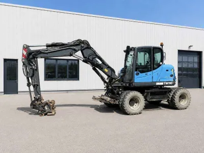 Excavator (Wheeled) TEREX TW110 HS ENGINE image 1