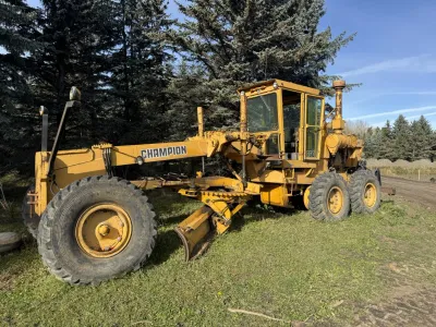 1977 Champion 760 Motor Grader #9188 JP image 2