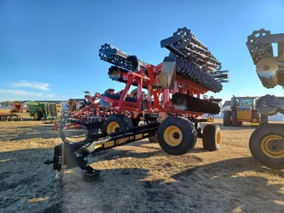Versatile FURY R.350 image 1