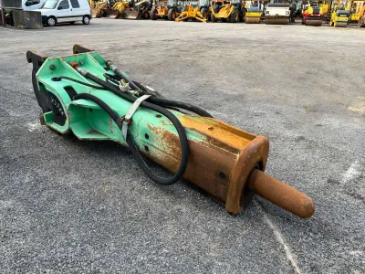 Hammer MONTABERT V1800 (20-35 Tonnes) image 2