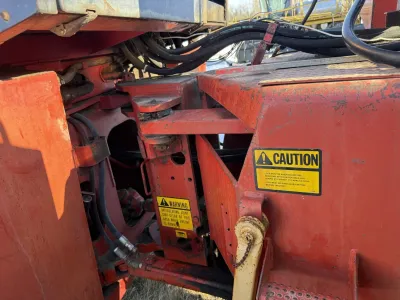1981 Versatile 875 Articulated Tractor #11489 JA image 1