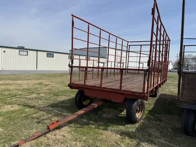 Bale King 8x18 hay rack wagon image 2