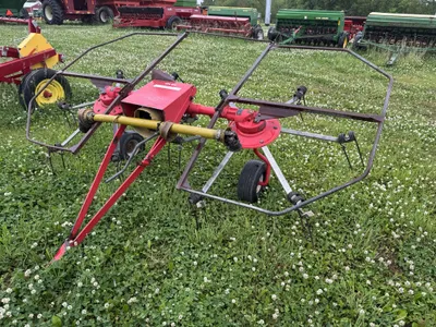 Agco 2 star hay tedder model 1610 image 2