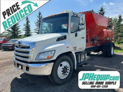 2014 Hino 338 Duraco 125DJTM Spray Patcher Truck / Cimline 125DJTM Truck - DuraPatcher - Pothole Truck Mounted Patcher - Crack Sealing Unit #9398 BP image 1