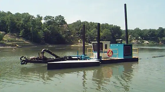 Submerged Pump Swinging Ladder Dredge